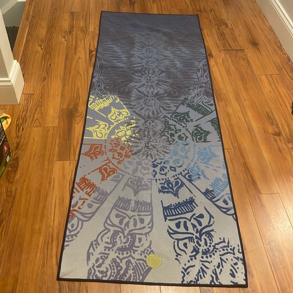Skidless yogi toes